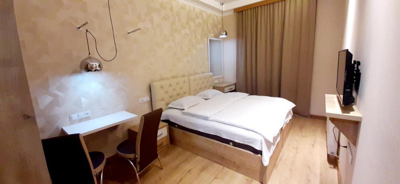 קוטאיסי Happy Stay Hotel מראה חיצוני תמונה